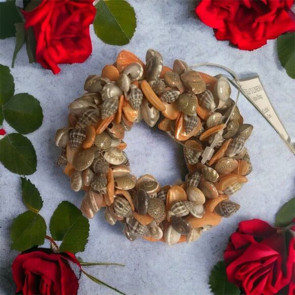 NWT Set of 9 NAPKIN RINGS Small Sea Shells Cluster Beach House Summer Ocean - Picture 2 of 7